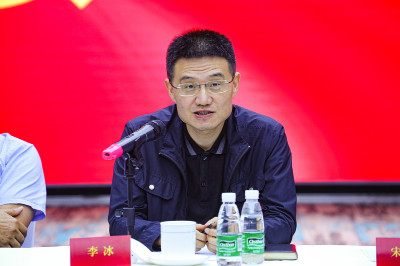 4bb95dfd4515ed827f6b3a1a922618f_调整大小.jpg